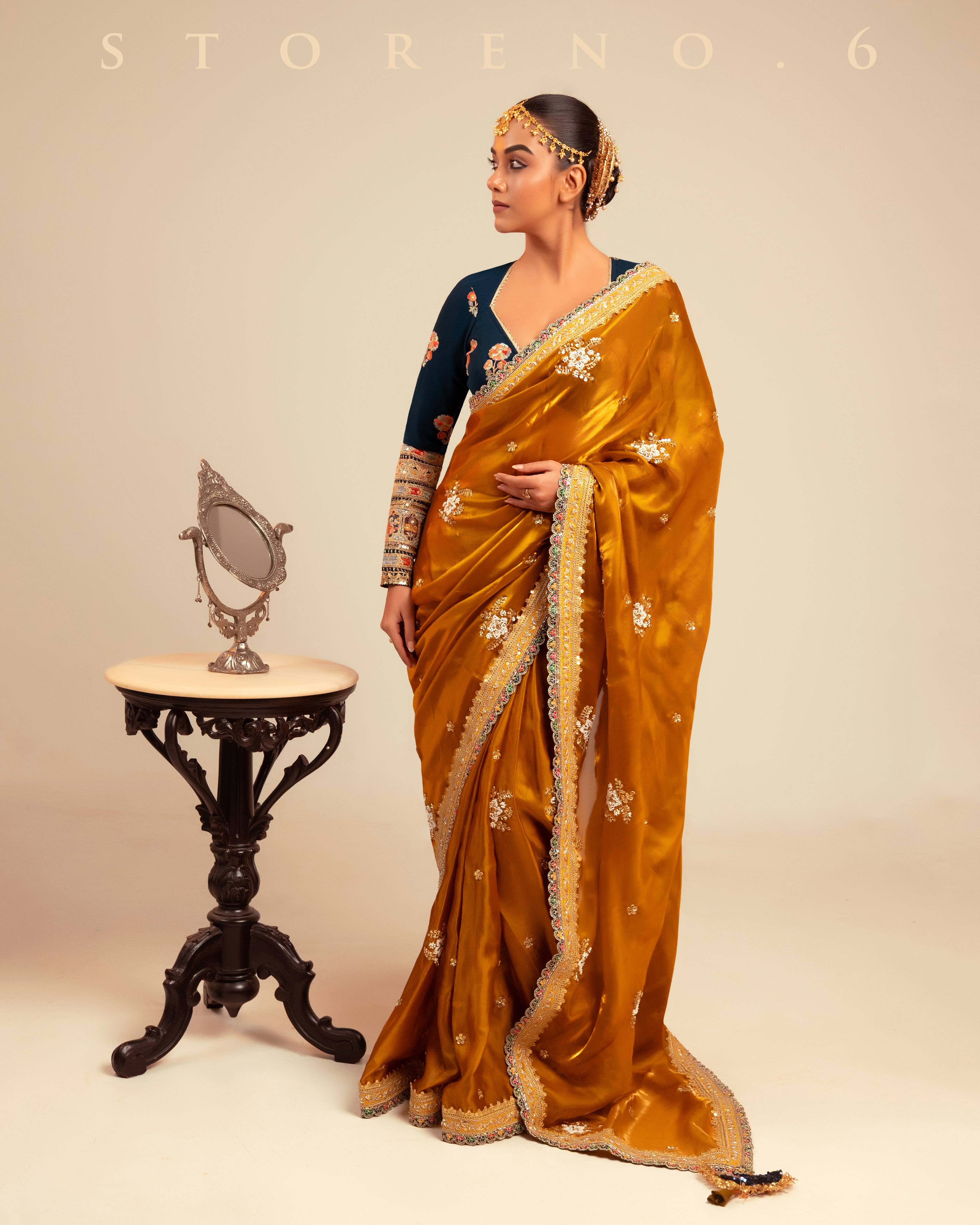 EXOTIC EMPRESS SAREE WITH PRUSSIAN PHENOMENA BLOUSE