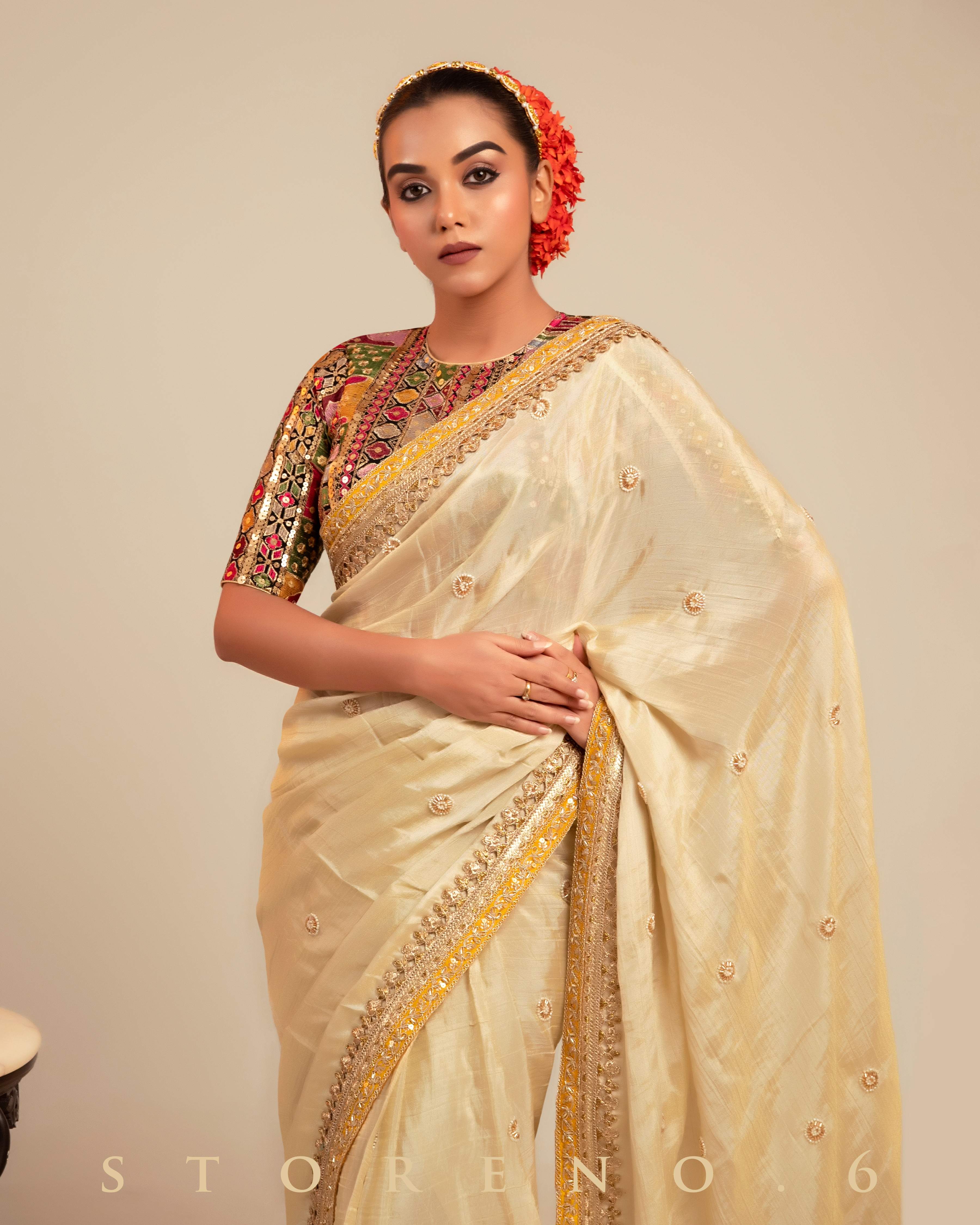 PEARL PRISTINE SAREE WITH GUL KAARI SIAH EDGE BLOUSE