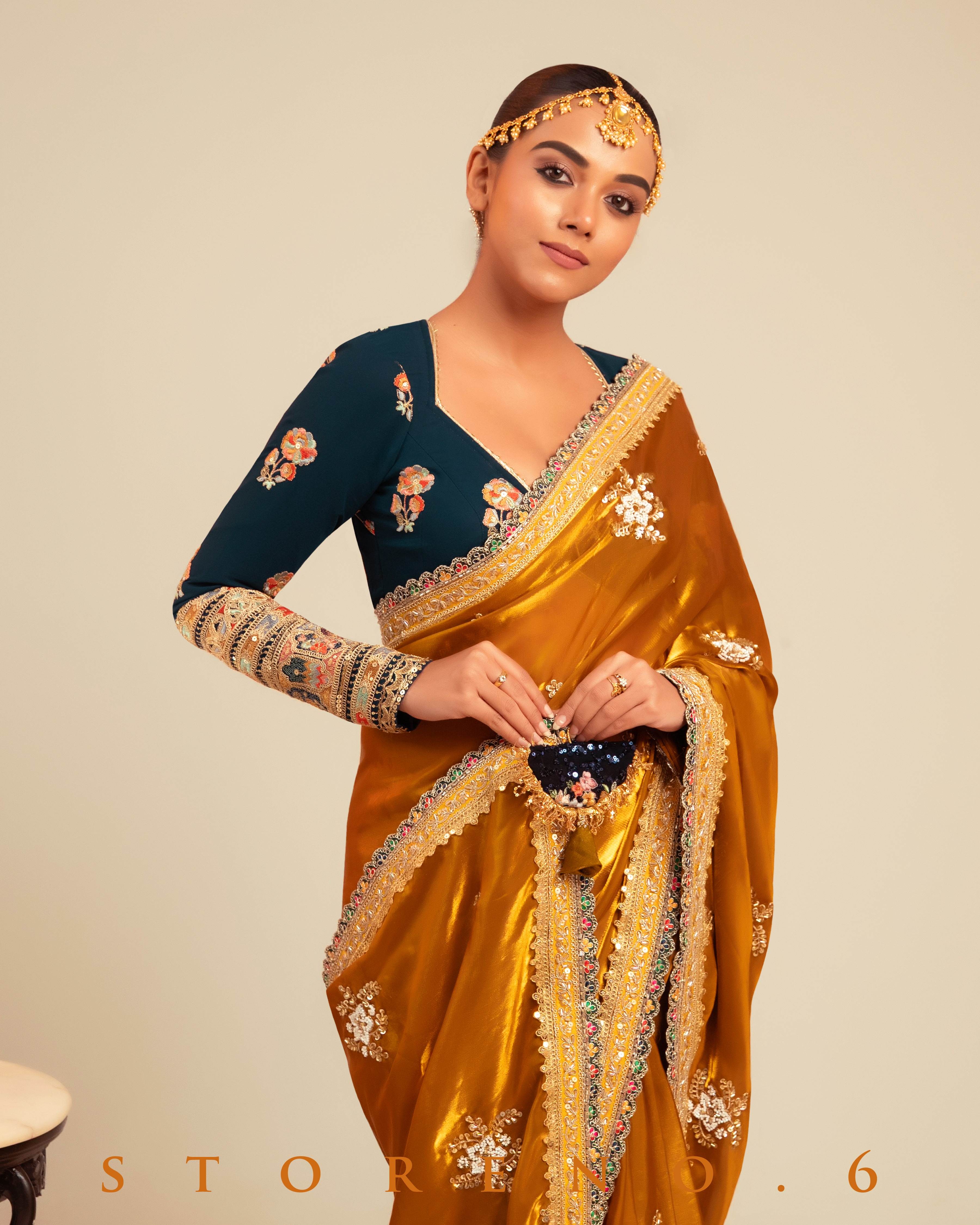 EXOTIC EMPRESS SAREE WITH PRUSSIAN PHENOMENA BLOUSE