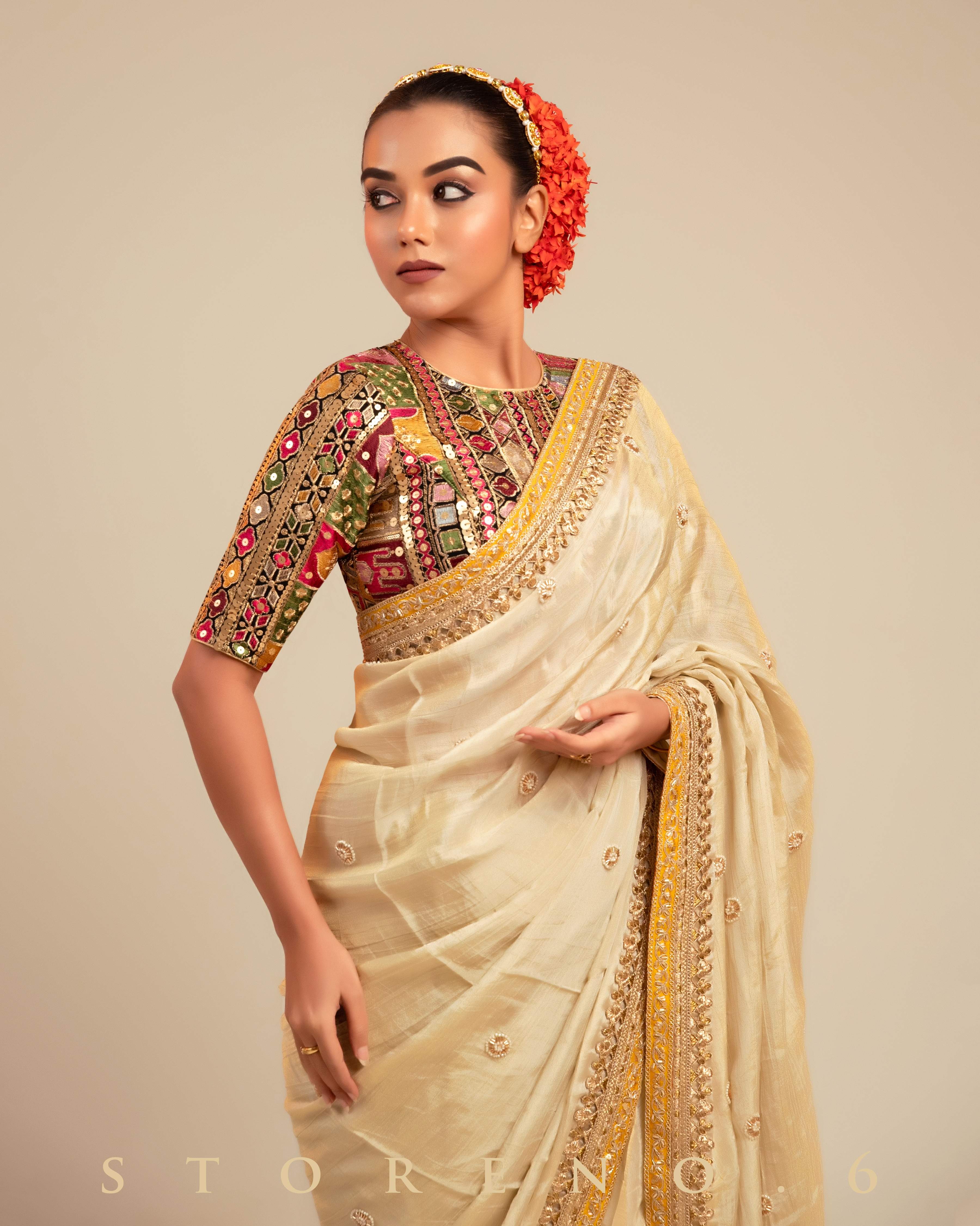 PEARL PRISTINE SAREE WITH GUL KAARI SIAH EDGE BLOUSE