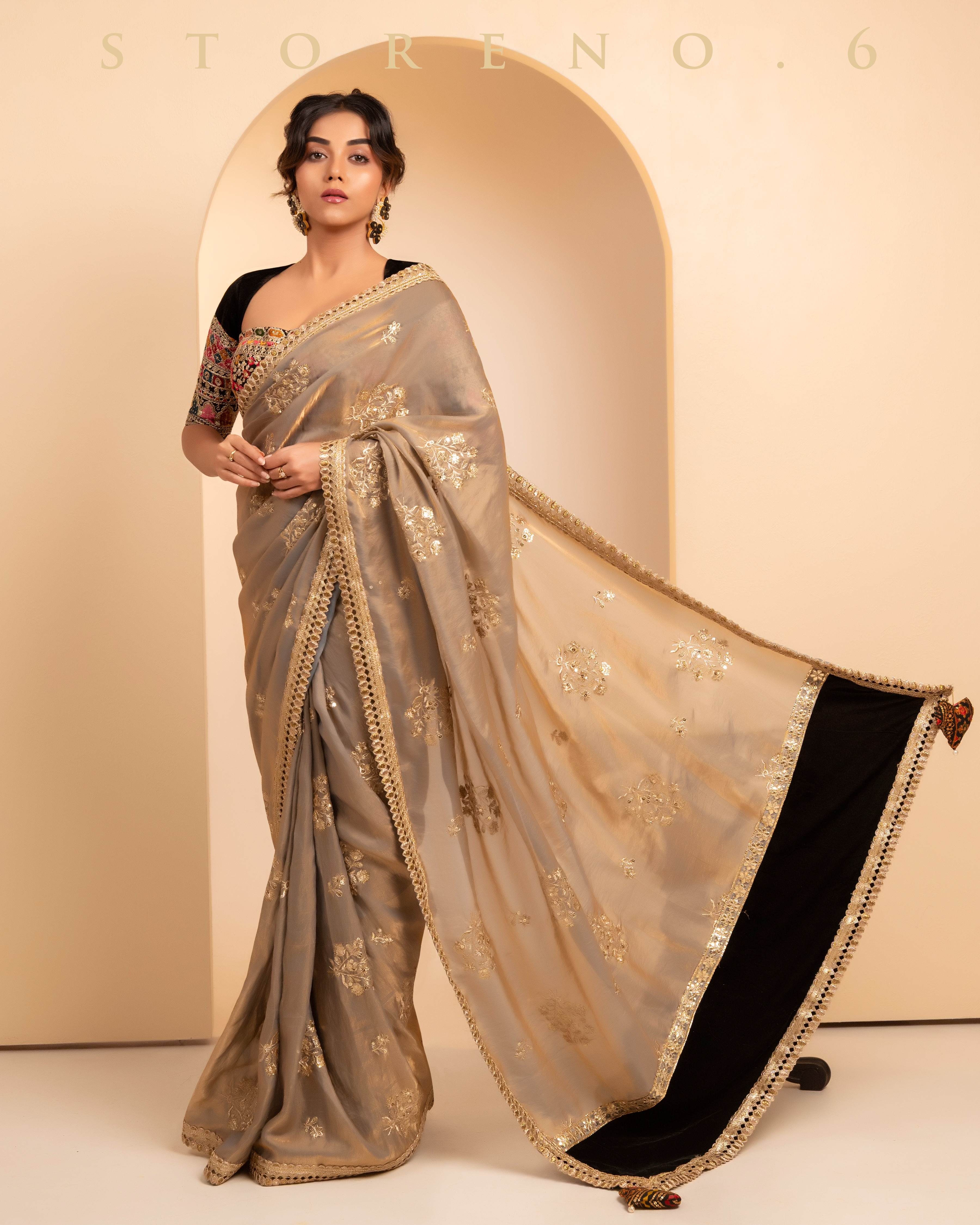 TITAN TREASURE SAREE WITH GUL KAARI SIAH MEDLEY BLOUSE