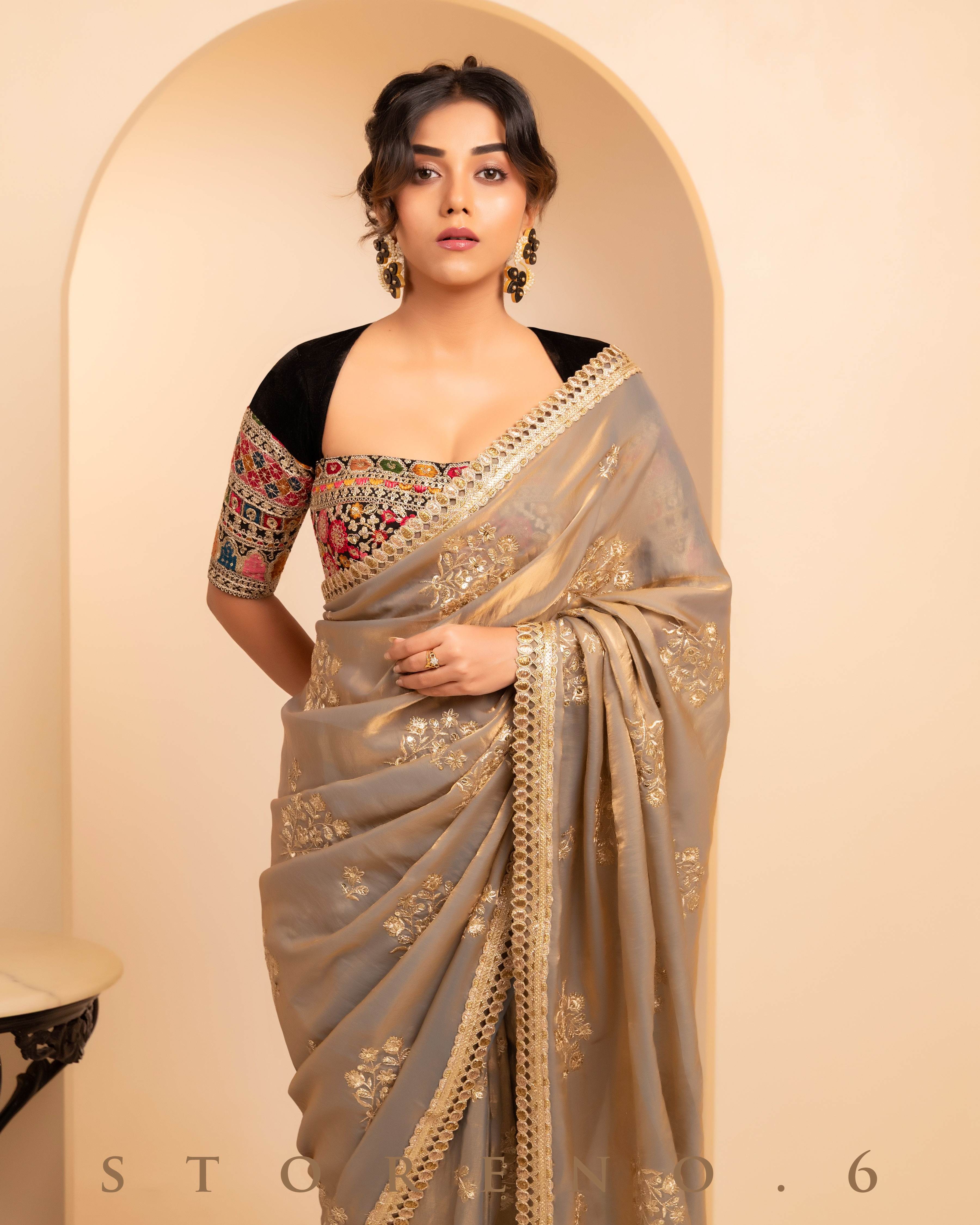 TITAN TREASURE SAREE WITH GUL KAARI SIAH MEDLEY BLOUSE