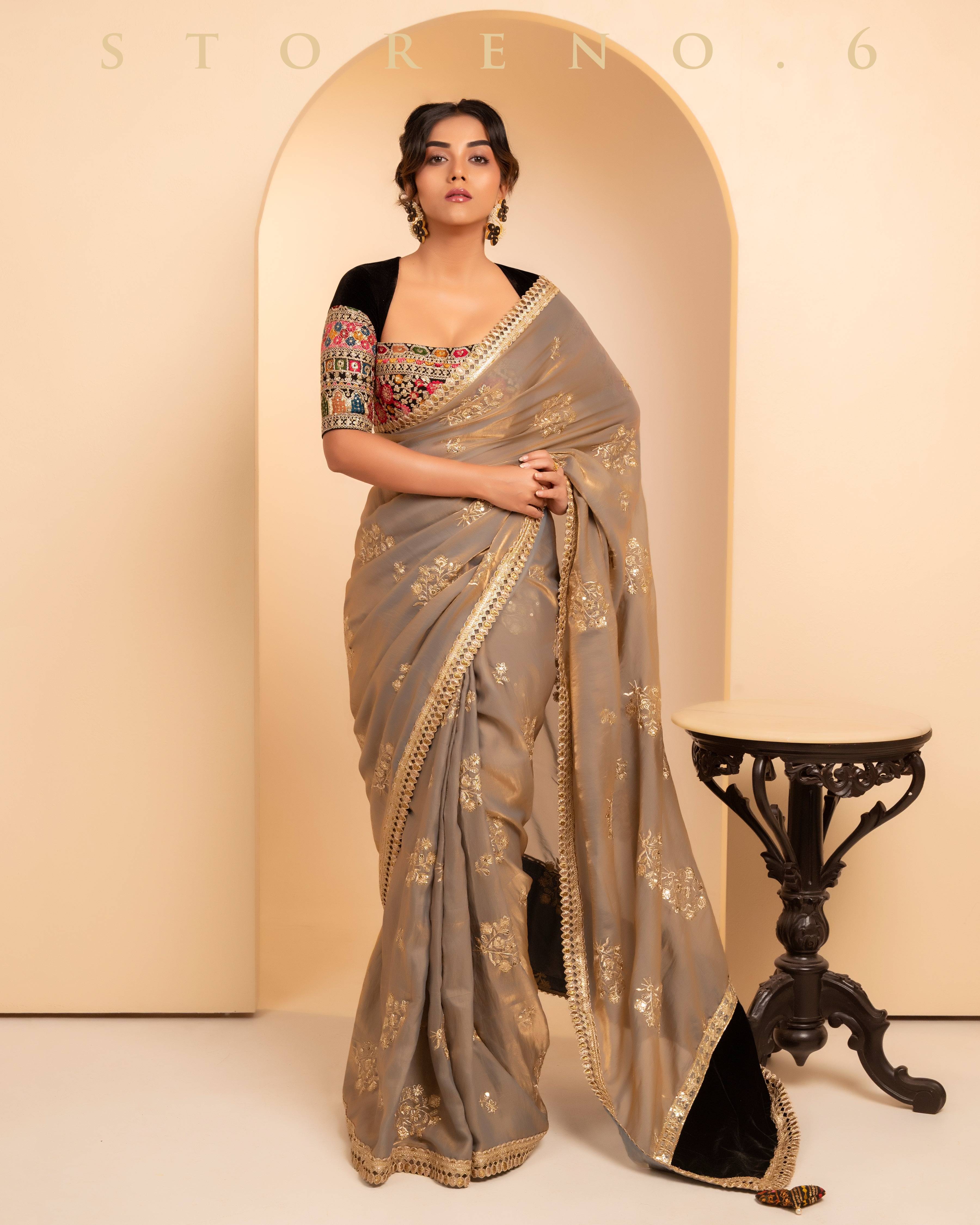 TITAN TREASURE SAREE WITH GUL KAARI SIAH MEDLEY BLOUSE