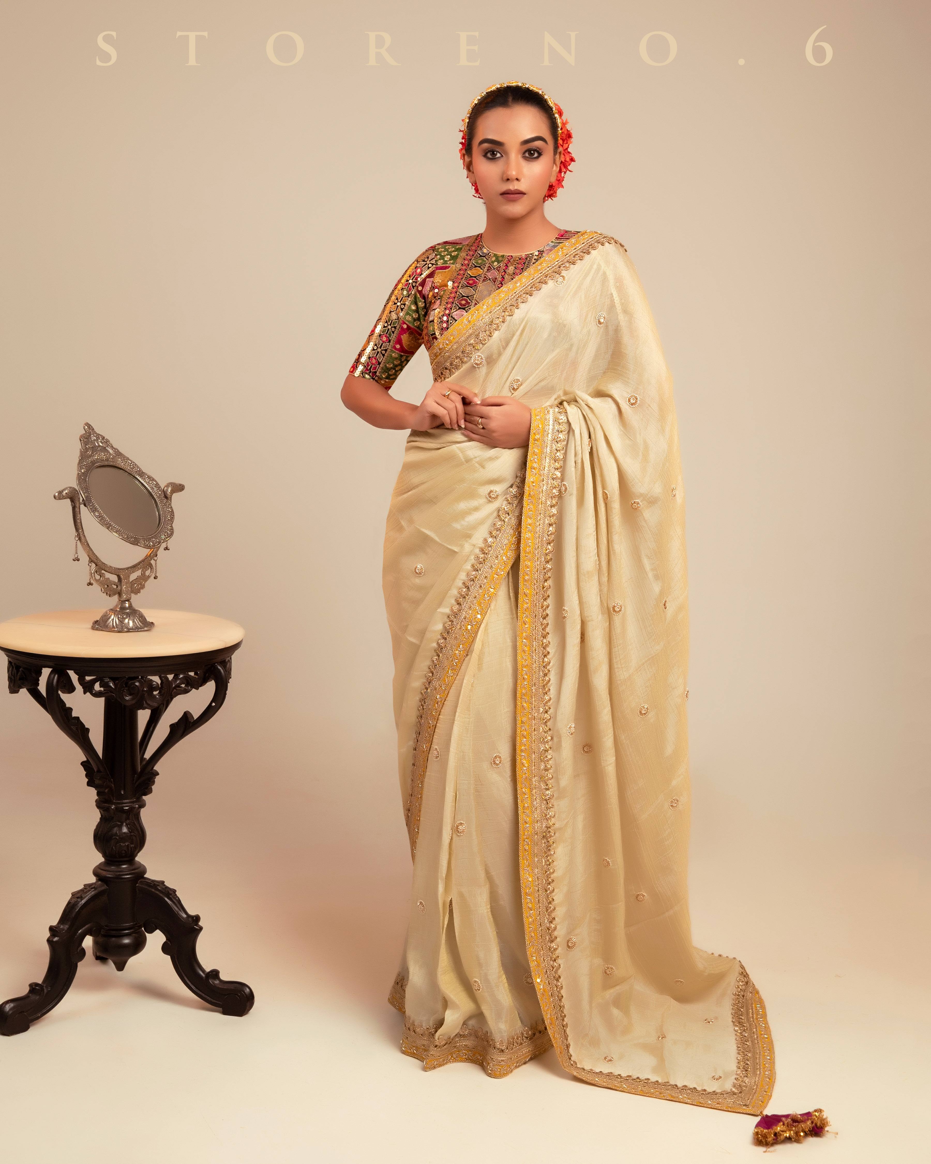 PEARL PRISTINE SAREE WITH GUL KAARI SIAH EDGE BLOUSE